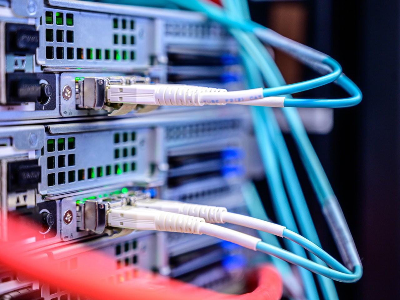 Cables de red Cables de red azul con blanco