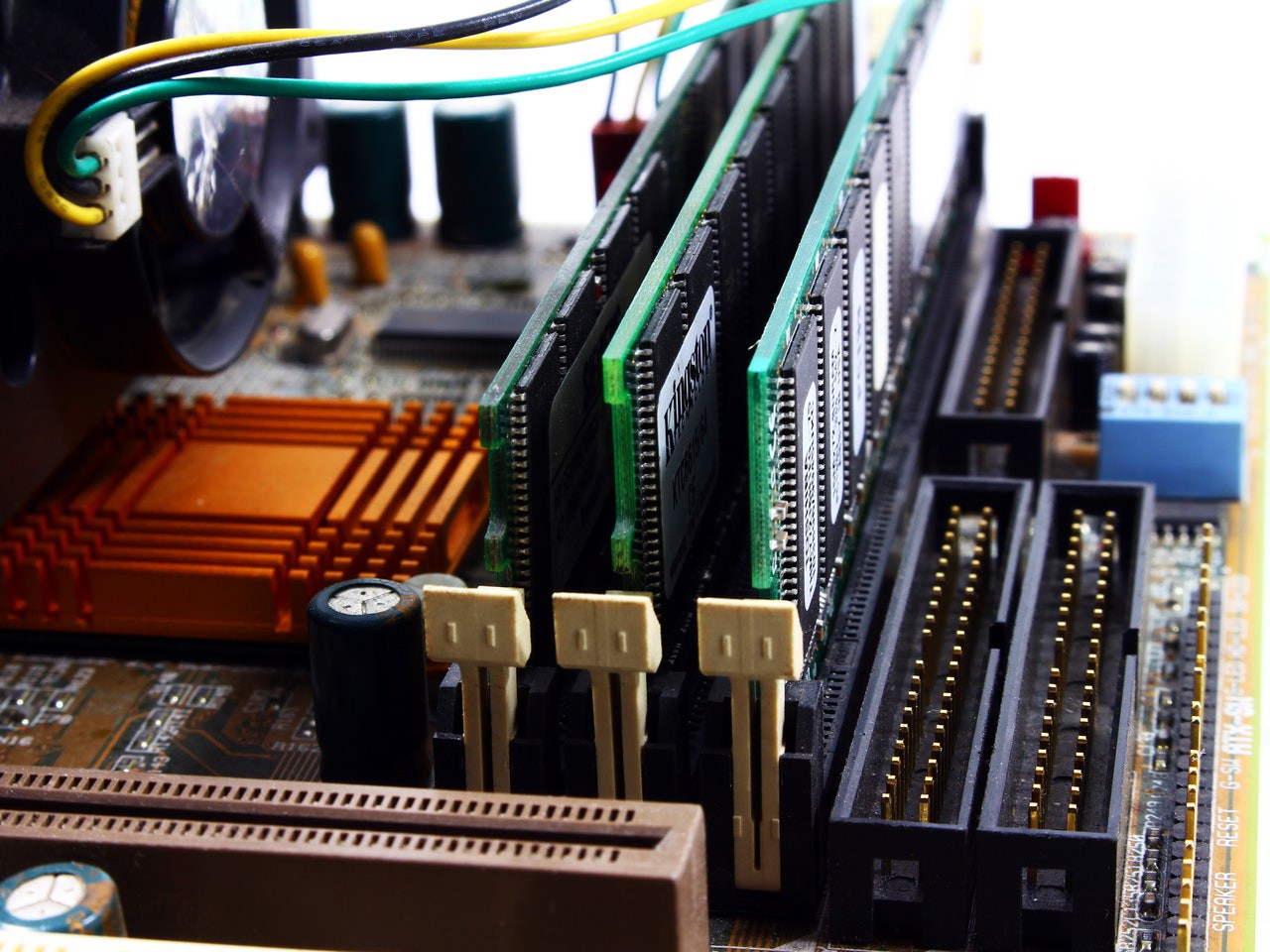 Memorias ram Memorias ram colocadas en slots